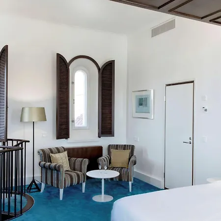 Radisson Blu Plaza Hotel, Hotelli 4*