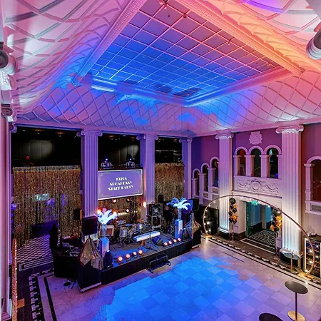 Hotelli Radisson Blu Plaza Hotel, 4*